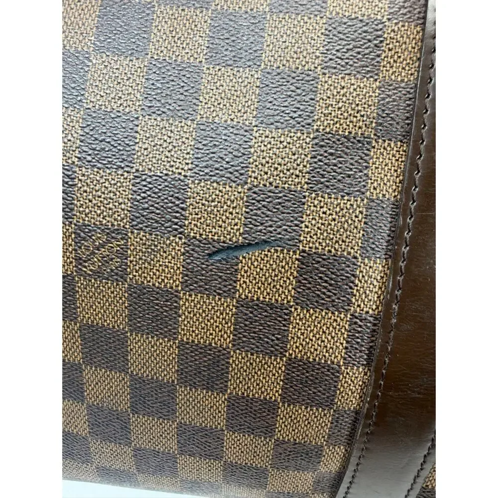 Louis Vuitton please see